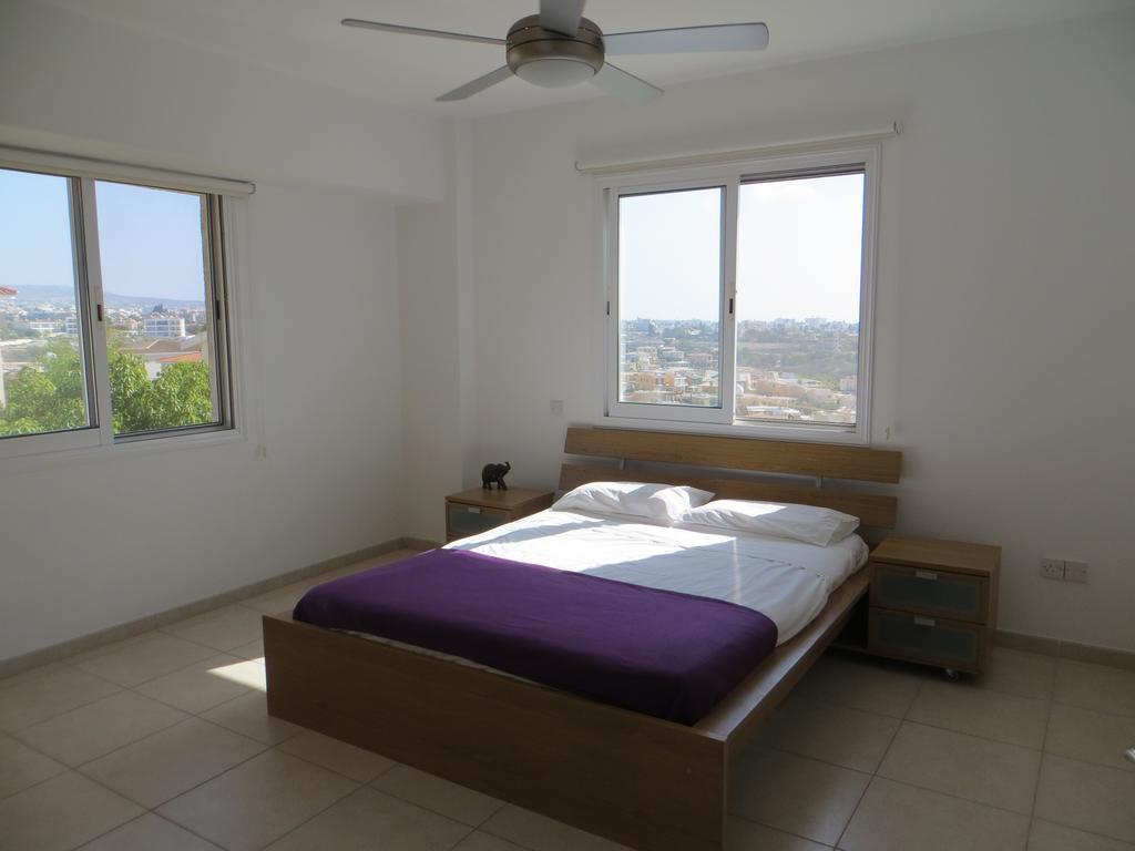 Melania Apartment Paphos Exteriör bild