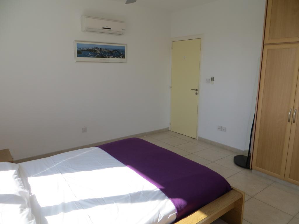 Melania Apartment Paphos Exteriör bild